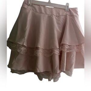 Lasini Elegant Pink Lace Trim Skirt